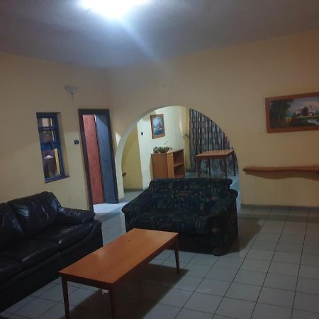 Febson Hotel Abuja Exteriör bild